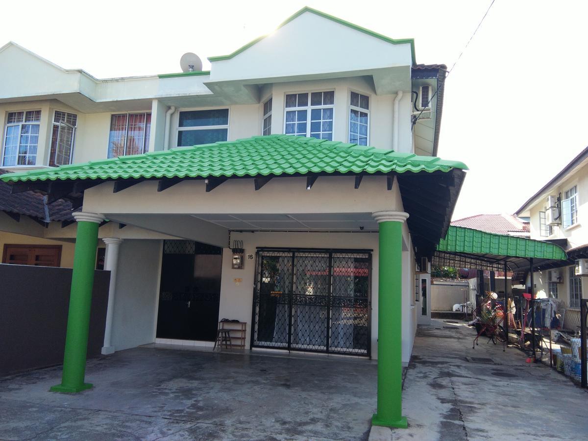 Pan Homestay Kuantan Exterior photo